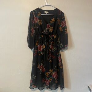 CHENAULT Black & Floral 3/4 Sleeve Silky Dress